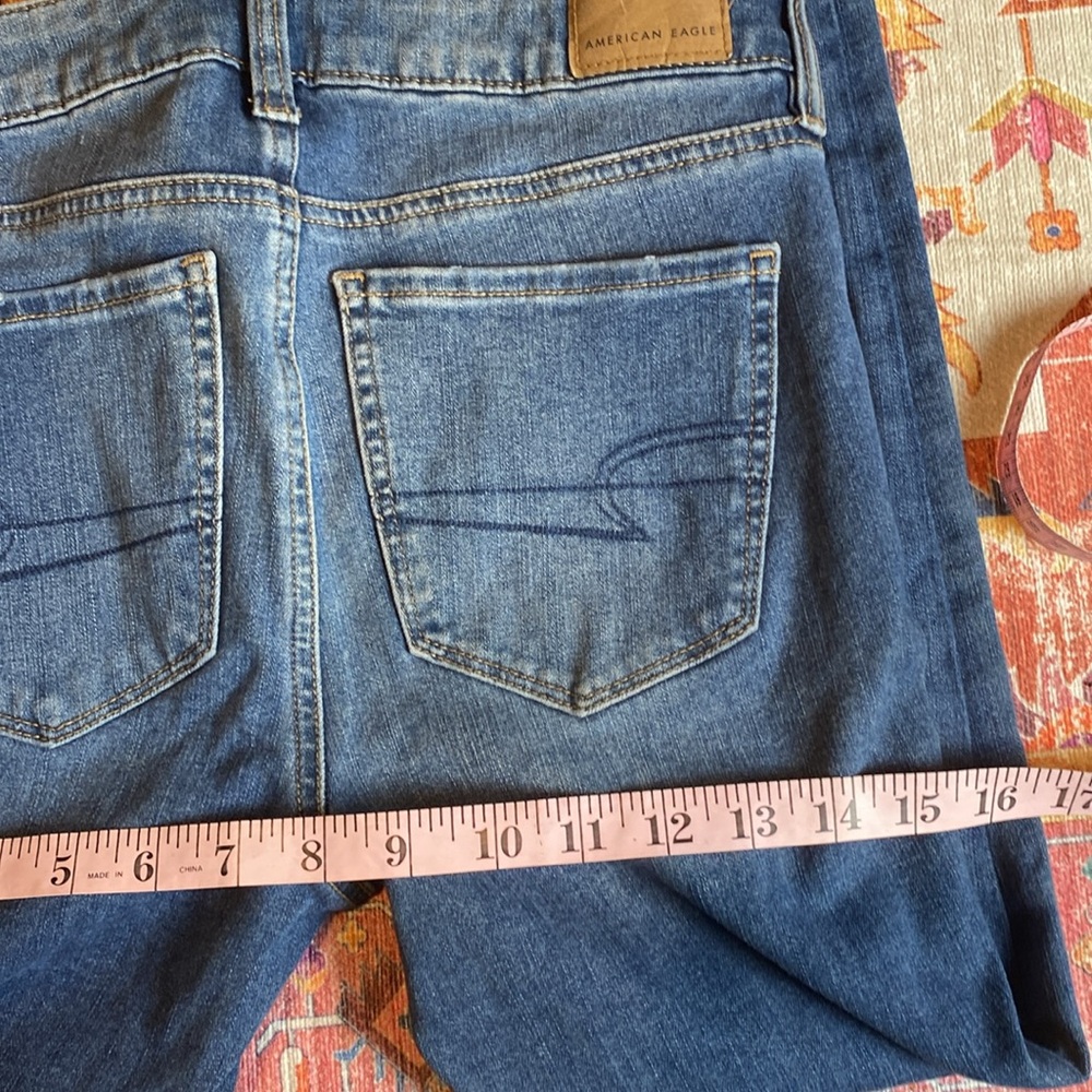 AMERICAN EAGLE JEGGINGS HI RISE JEANS SIZE 4 - Picture 2 of 4